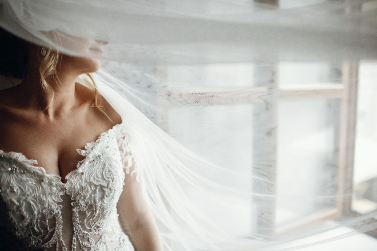 Is It Possible To Clean And Restore Vintage Wedding Dresses