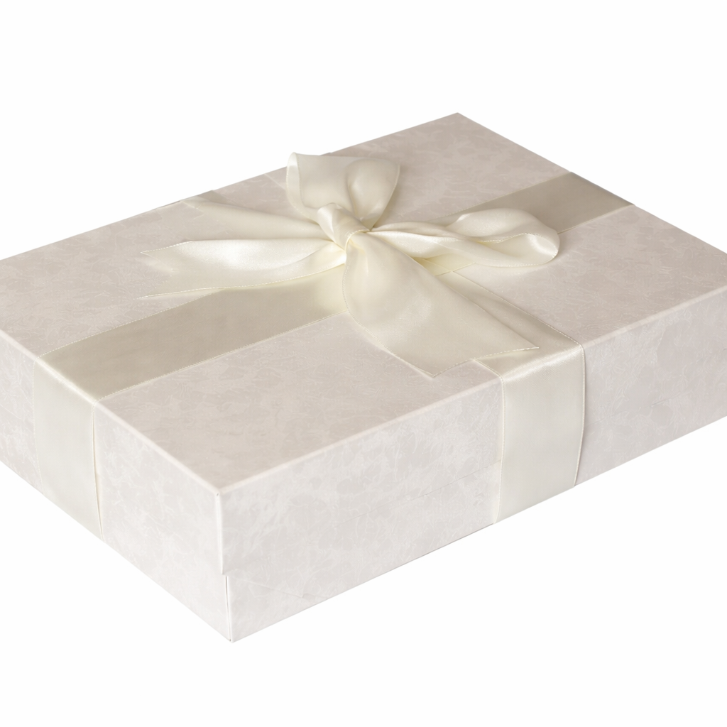 Endsleigh Ivory Dress Storage Box